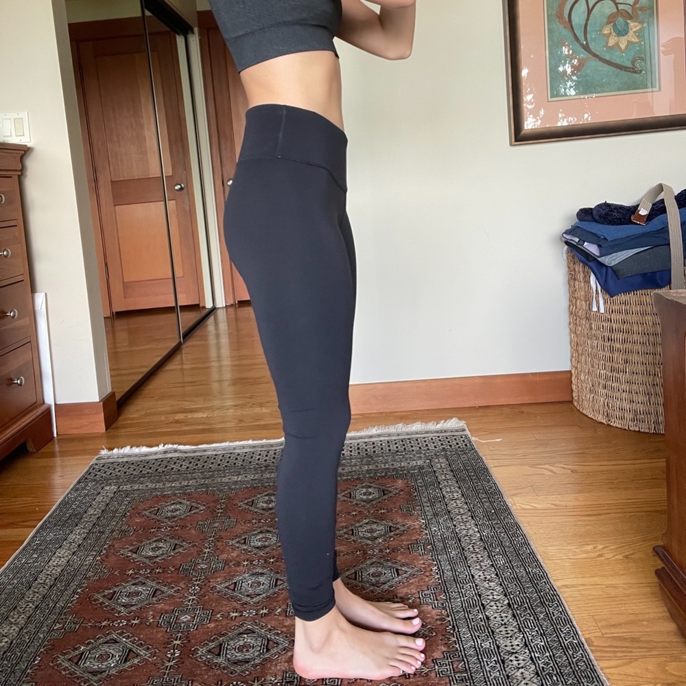 Lululemon black leggings